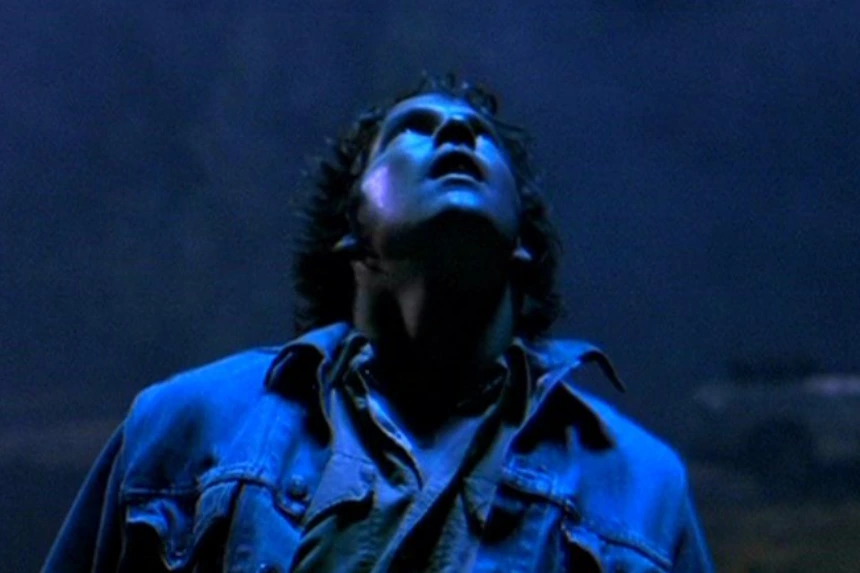 fire in the sky movie alien abduction